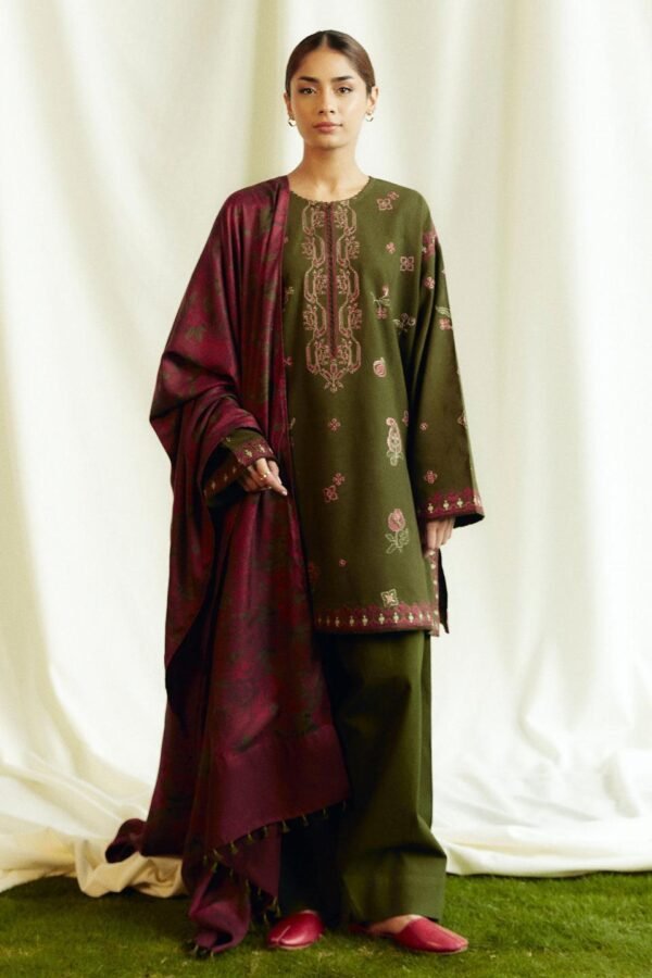 3 Pcs Women's Unstitched Dhanak Embroidered Suit